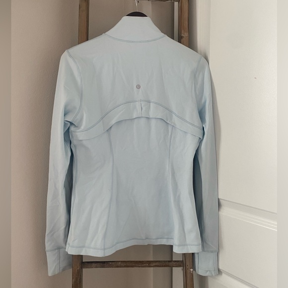 Lululemon Define Jacket - Powder Blue - Size Large/10 - Picture 8 of 9